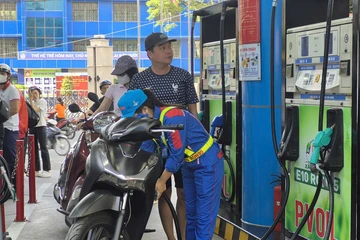 Bộ Công Thương đề xuất ban hành Nghị quyết của Chính phủ để đẩy nhanh lộ trình xăng E10