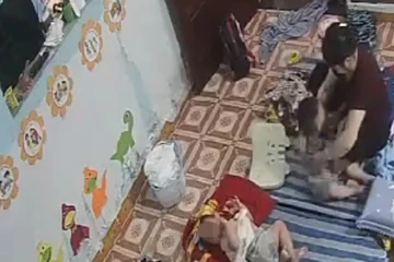 Tạm đình chỉ cơ sở mầm non sau clip nghi bạo hành trẻ lan truyền trên mạng