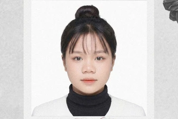 Truy tặng Bằng khen cho nữ sinh 17 tuổi dũng cảm cứu người trên biển