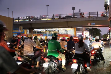 TP.HCM sắp làm 7 cầu vượt bằng thép