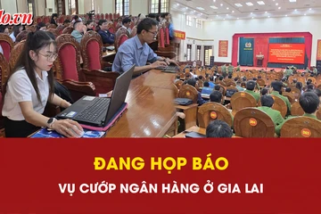 Đang họp báo vụ truy bắt kẻ cướp ngân hàng ở Gia Lai