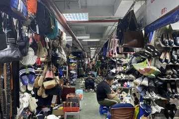 Bộ Tài chính đề xuất nâng ngưỡng chịu thuế với hộ kinh doanh lên 1 tỉ đồng/năm