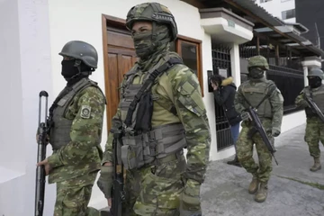 Ecuador thông báo trục xuất toàn bộ Đại sứ quán Cuba, Havana lên án gay gắt