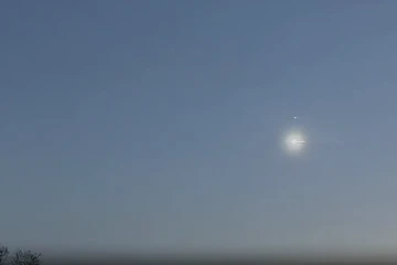 Bí ẩn hàng loạt 'cầu lửa' dội vào Trái Đất: Có gì bất thường ngoài không gian?