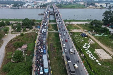 Những nút giao dễ ùn tắc khi người dân TP.HCM về miền Tây ăn Tết