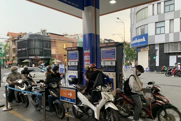 Gỡ nút thắt nguồn cung và giá xăng dầu: Cần tối ưu hóa công cụ thuế và quỹ bình ổn