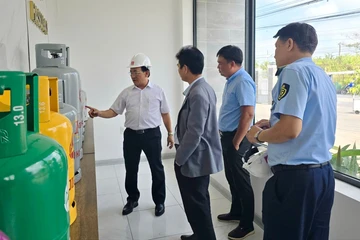 Vĩnh Long: Hơn 11.000 tấn hàng hóa bình ổn thị trường dịp Tết Bính Ngọ 2026