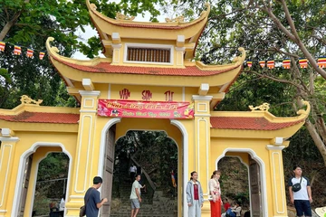 Du xuân Chùa Núi Một - bình yên giữa miền ký ức Côn Đảo