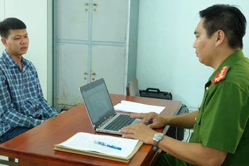 Bị đâm vô cớ giữa đường, nam thanh niên tử vong, nghi phạm ra đầu thú