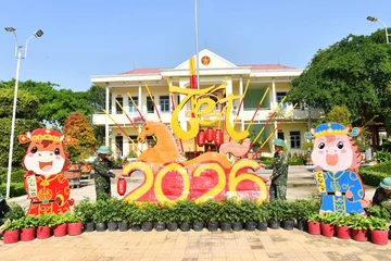 Doanh trại Sư đoàn 9 rộn ràng đón Tết Nguyên đán Bính Ngọ 2026