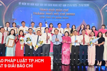 Báo Pháp Luật TP.HCM ghi dấu ấn tại Lễ trao giải báo chí TP.HCM với 9 giải thưởng