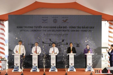 TP.HCM khai trương tuyến giao hàng Cần Giờ – Vũng Tàu bằng UAV