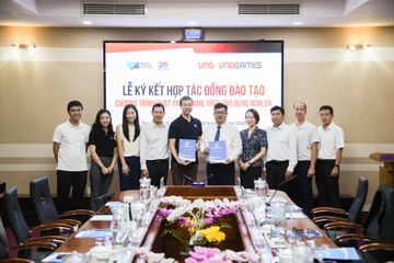 Tin công nghệ 4-4: VNGGames hợp tác UIT đào tạo làm game trên Roblox