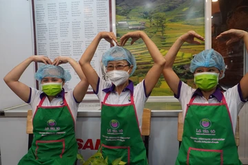 Người tử tế: Người miệt mài nấu cơm phục vụ tuyến đầu mỗi ngày