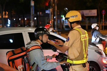 CSGT TP.HCM đã tước hơn 940 giấy phép lái xe dịp Tết Dương lịch 