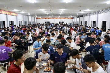 Chuyện ở bếp ăn cho hơn 3.000 chiến sĩ A50 Bộ Công an tham gia diễu binh 30-4