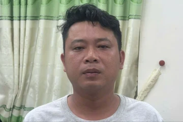 Công an TP.HCM thông tin vụ khách kẹp cổ đánh tài xế xe công nghệ