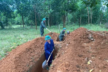 Tìm thấy 2 hài cốt liệt sĩ cùng túi da đựng tài liệu tại Quảng Trị