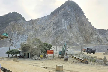 Xã này 'cầu cứu' xã kia vì mỏ đá làm khổ người dân