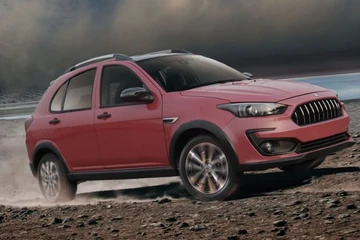 Điều gì xảy ra khi đạp hết ga trên ô tô?