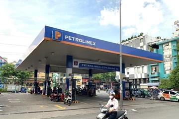 Giải pháp linh hoạt điều hành giá xăng dầu 