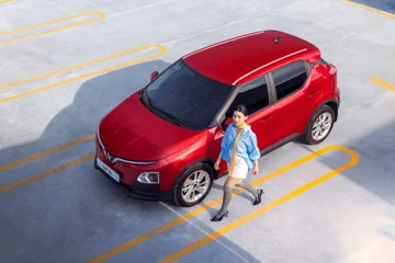 Giá năng lượng biến động đẩy nhu cầu ô tô điện tăng cao 