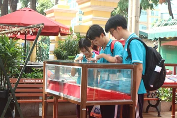 Đường sách TP.HCM lan tỏa giá trị lịch sử 