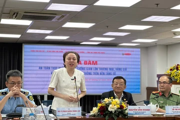 Nghệ sĩ Quyền Linh nói về việc bị ghép hình ảnh quảng cáo thực phẩm bẩn, hàng giả