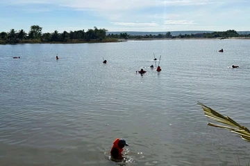 Trắng đêm tìm kiếm 2 thiếu niên mất tích giữa lòng hồ Cà Giang ngày Tết