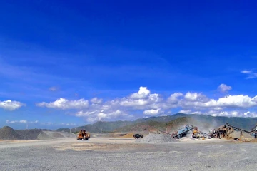 Vụ công nhân rơi xuống hố sâu 28 m tại mỏ đá Phong Phú: Lỗi thuộc về ai?