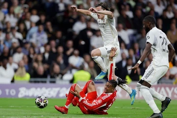 Cựu ngôi sao của MU bị tát trong buổi tập của Real Madrid