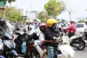 Vụ nghi ngộ độc tại Trường Tiểu học Đặng Thuỳ Trâm: Phụ huynh phản ánh trường chậm thông tin