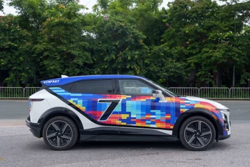 Mua xe 0 đồng với lãi suất cố định, VinFast VF 7 tăng sức nóng trong phân khúc C-SUV