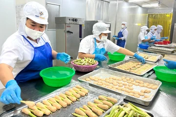 Nhà kinh doanh tìm cách thích ứng dài hạn với áp lực giá xăng dầu, biến động thị trường