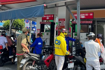 VCCI kiến nghị bãi bỏ hàng loạt điều kiện kinh doanh xăng dầu và ô tô