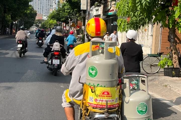 Giá gas tháng 5 tăng thêm 27.000 đồng bình 12kg