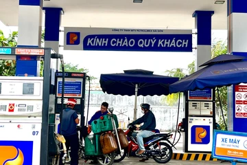 Bán xăng E10 từ ngày 1-6: Các loại xe nào đổ được xăng sinh học?