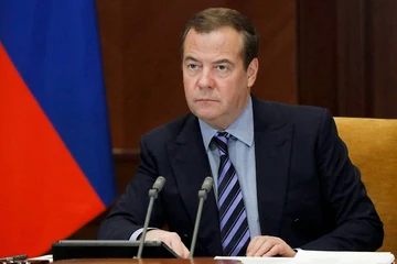 Ông Medvedev nhắn ông Trump ‘khẩn trương’ trước khi dân Greenland trưng cầu dân ý sáp nhập vào Nga