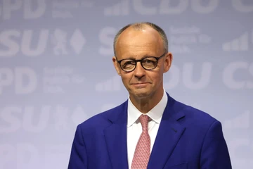 Thủ tướng Đức: Châu Âu đang thảo luận về ‘ô hạt nhân’ chung 