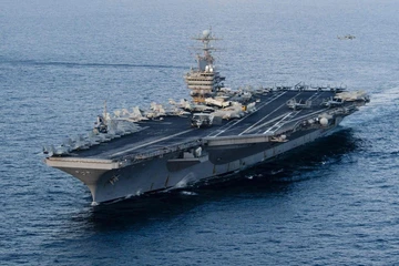 Ông Trump cân nhắc điều tàu sân bay thứ hai tới Trung Đông 