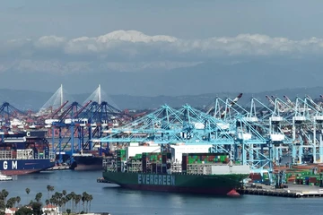 Các nước phản ứng thế nào trước diễn biến thuế quan mới từ Mỹ?