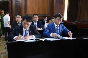 Áo choàng luật sư và vị thế của luật sư