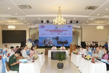 Tọa đàm “Bảo vệ môi trường biển để phát triển kinh tế biển bền vững tại tỉnh Bình Thuận”