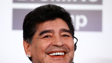 Maradona làm chủ tịch CLB, tuyển Pháp được đặt tên cho nhà ga
