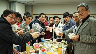 Không đâu bằng Tết quê mình