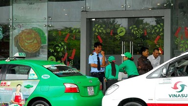 Đề xuất quản xe công nghệ như taxi truyền thống