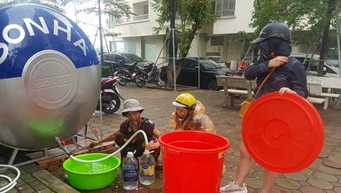 Khởi tố vụ án nước sạch sông Đà nhiễm dầu thải