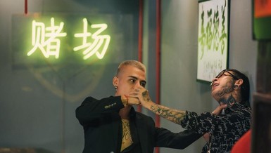 Không kèn không trống MV này vẫn lọt top trending