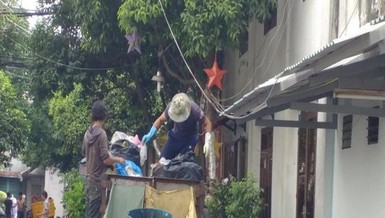 TP.HCM: Gom rác thải sinh hoạt tại nguồn theo ngày