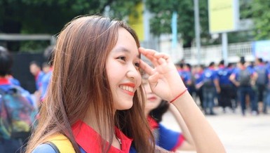 Sinh viên háo hức trong ngày lễ ra quân Tiếp sức mùa thi 2019